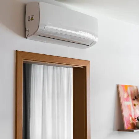 Riverside Luxury With Garage Bratislava