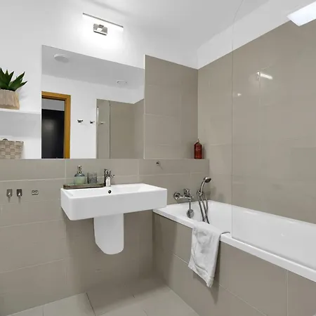 Riverside Luxury With Garage Apartamento *